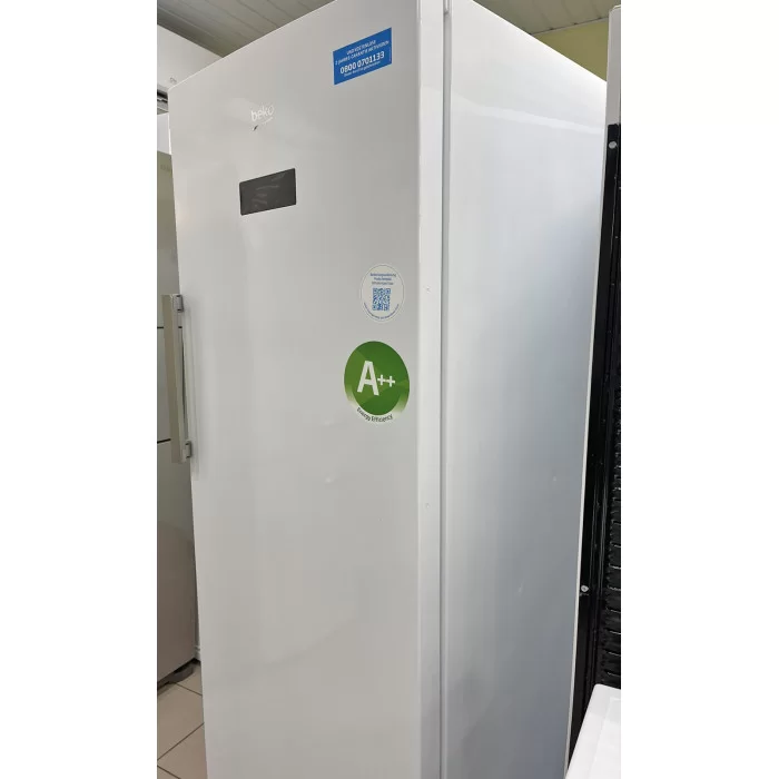 Морозильный шкаф Beko RFNE290E33W Б/У